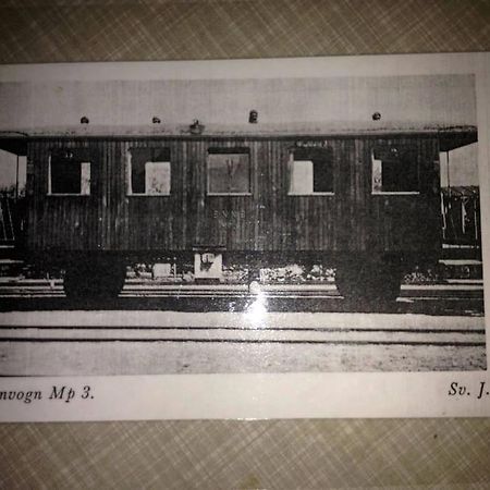 Appartement Fjordhytten. Rebuild Train Wagon From 1937. à Odense Extérieur photo